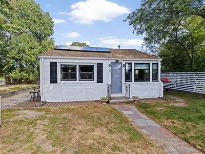 10 Lake Shore Ave, Plymouth, MA, 02360