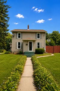 810 Hemlock Ave, Dixon, IL, 61021