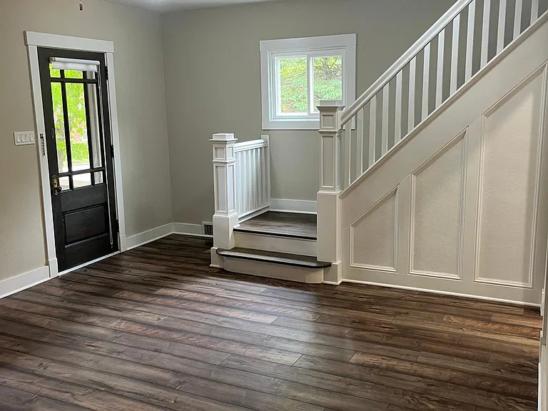 209 Questend Ave — Photo 9
