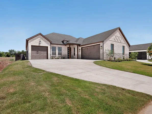 973 Bandon Dunes Dr, Burleson, TX 76028
