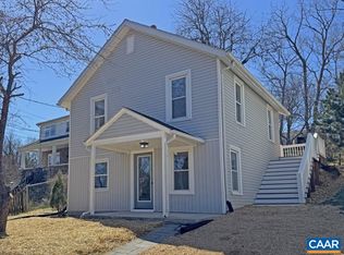 958 Kinzley Ct, Staunton, VA 24401