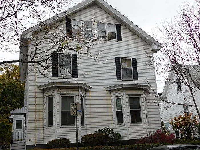 Wendell St — Photo 1