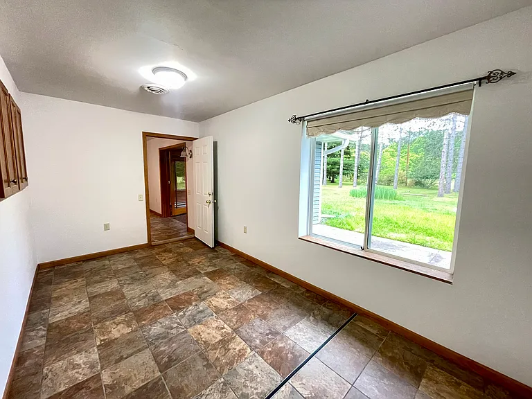 212976 County Road B — Photo 17
