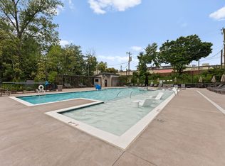 120 Hollis Rd #210, Charlotte, NC 28209