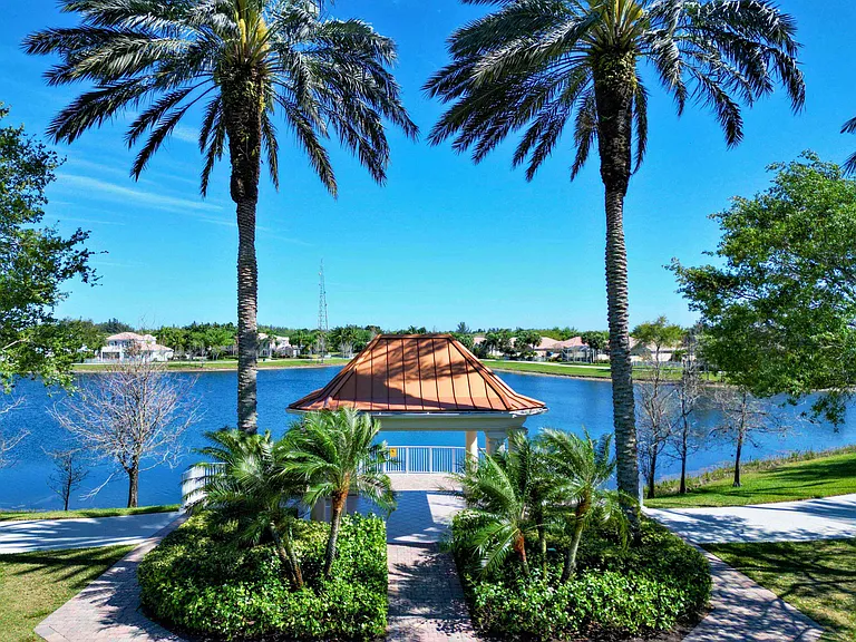3225 Ushant Ct — Photo 58