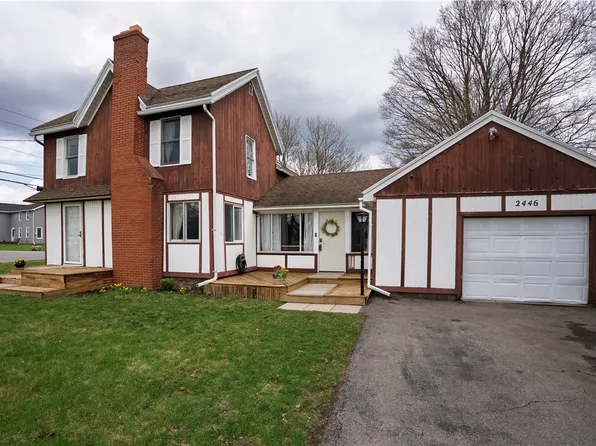 2446 Browncroft Blvd, Penfield, NY 14625