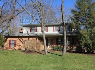 3835 Greentree Rd, Stow, OH 44224