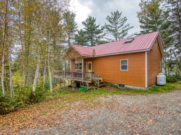 20 Mahara Lane, Rangeley, ME 04970