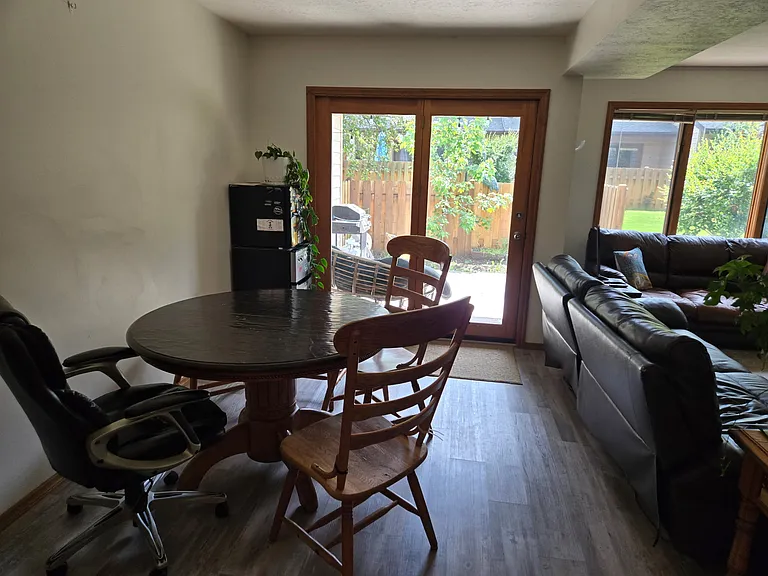 1712 W Olive St #45-1 — Photo 5