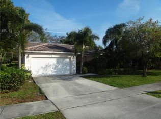 1530 SW 96th Ter, Davie, FL 33324