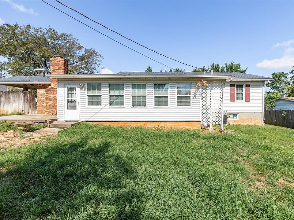 902 N Grant St, Desloge, MO 63601 | Zillow