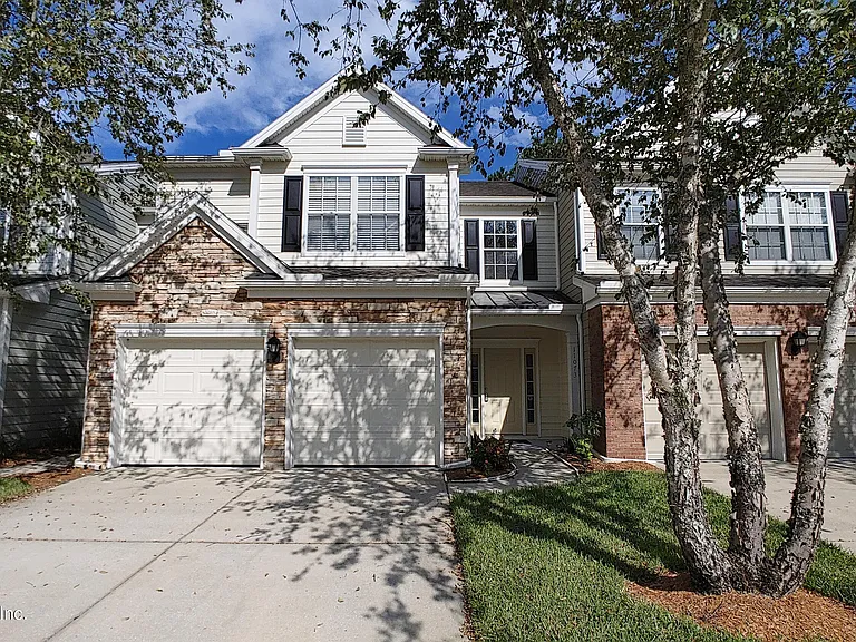 11073 Castlemain Cir E — Photo 3