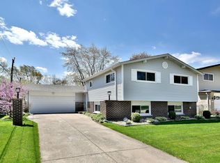 331 Dulles Rd, Des Plaines, IL 60016