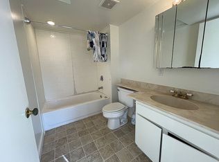 495 Mountain View Ave, Santa Rosa, CA 95407