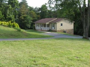 2021 Altice Mill Rd, Rocky Mount, VA 24151