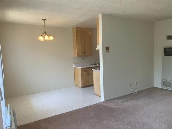 2nd image of 657 Milford St #9