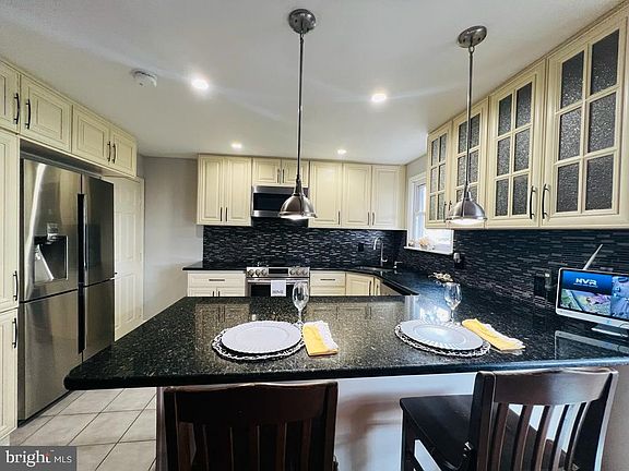 5th image of 3614 Canby Dr