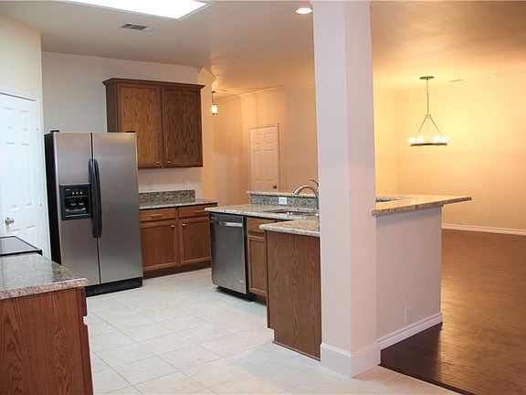 3rd image of 8712 Harmony Dr
