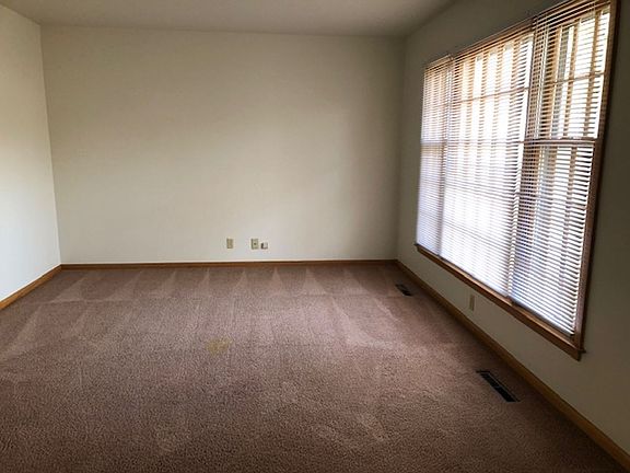 2nd image of 1332 Meadow Dale Dr