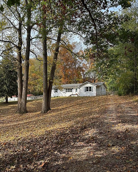 1st image of 354 Castle Heights Rd