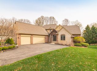 9688 Kingston Pointe Dr, Clarkston, MI 48348
