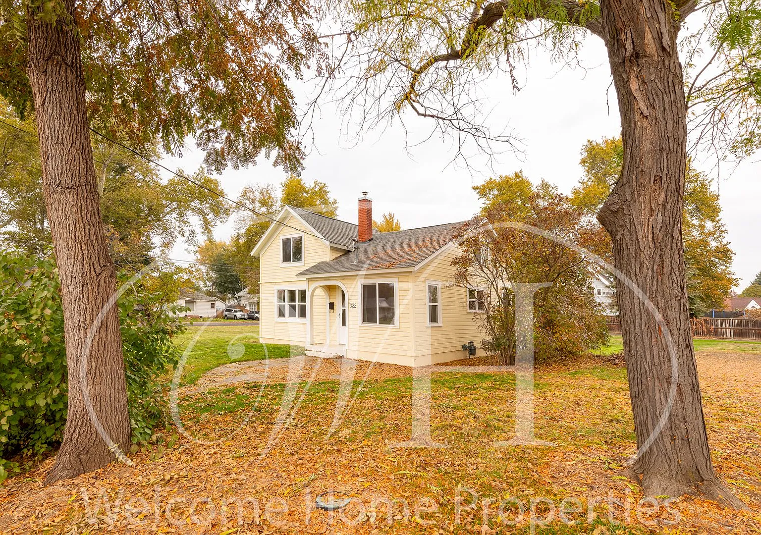 Cozy Home with Storage in Quiet Convenient Location — Photo 1