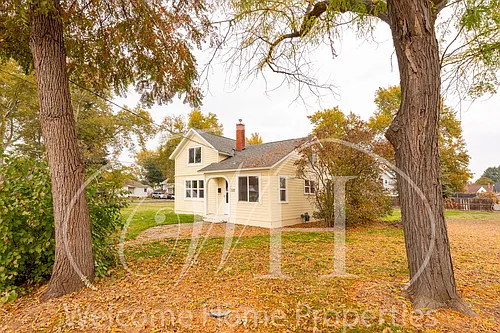 322 SW 1st St Photo 1