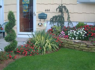 444 Bradford Ave, Staten Island, NY 10309