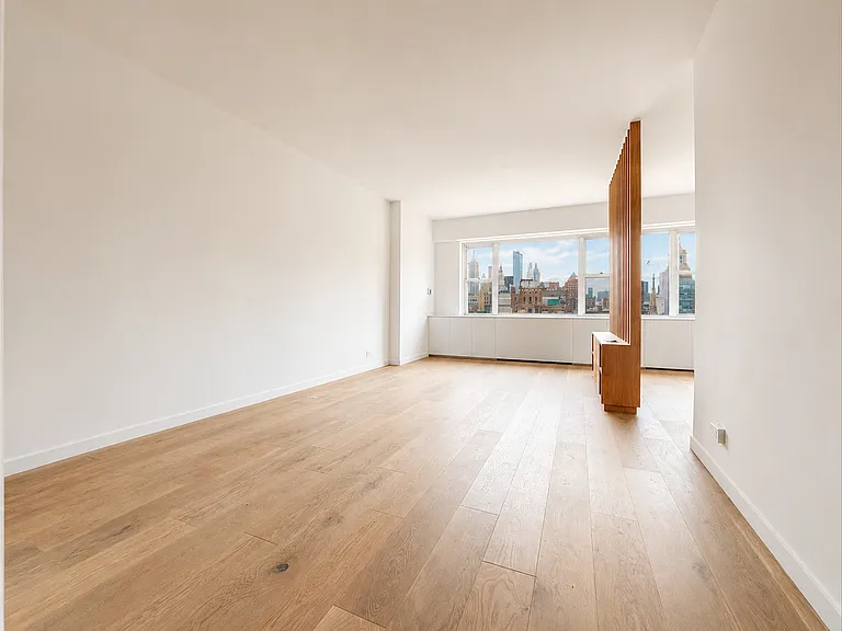 60 E 8th St #18J — Photo 2