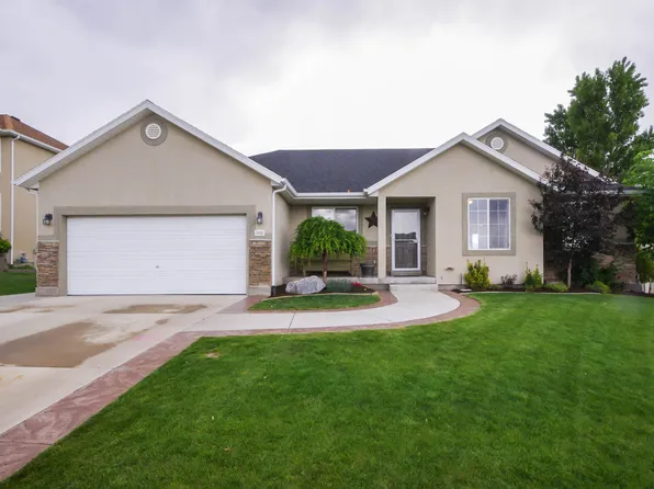 2122 N Millet Pl, Saratoga Springs, UT 84045