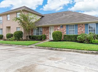1141 Green Meadow St, Beaumont, TX 77706