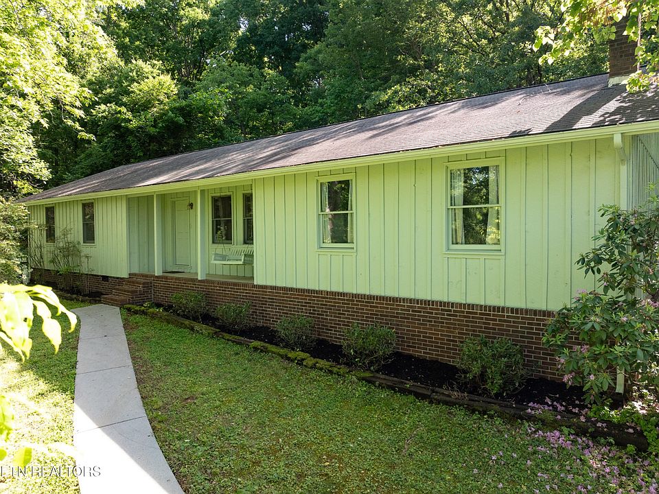 1st image of 1523 Shadowood Dr