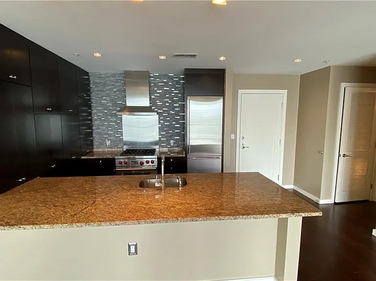 3325 Piedmont Rd NE #1909 — Photo 2