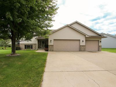 1610 Mahogany Ct SW, Hutchinson, MN, 55350