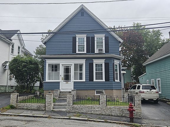 2nd image of 35 Farmland Rd