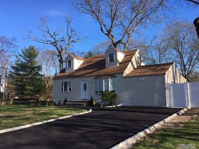 2 Bonnybill Dr, Centereach, NY, 11720