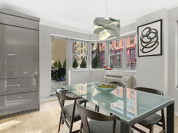 4th image of 2 5th Ave APT 2S