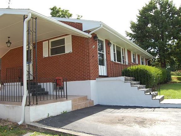 2nd image of 3341 Maplelawn Ave NW