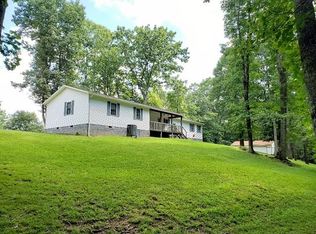 215 Penny Ln, Independence, VA 24348