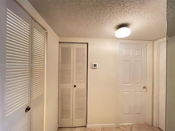 5th image of 126 Lake Constance Dr #126