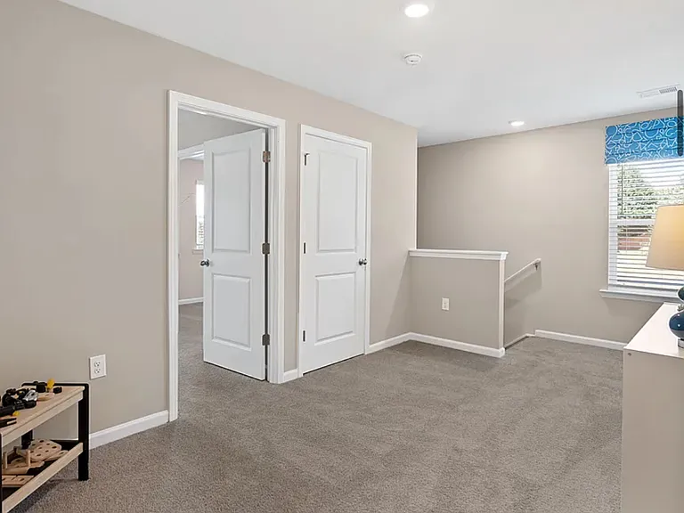 614 Evaleigh St — Photo 13
