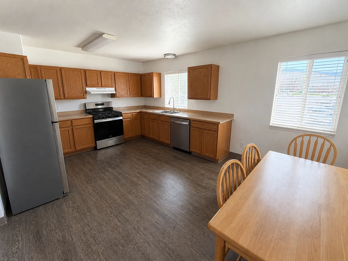 3 bed, 2.0 bath, $1,500 — Photo 3