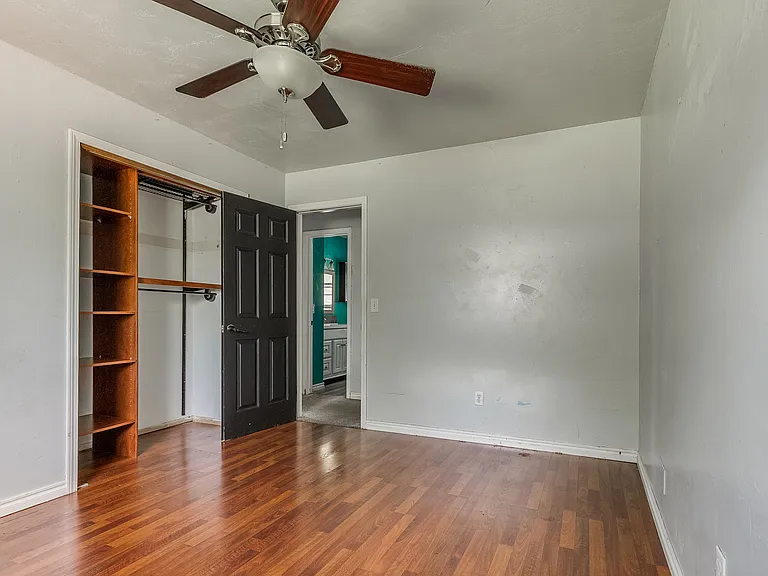 105 Paul Ave — Photo 20