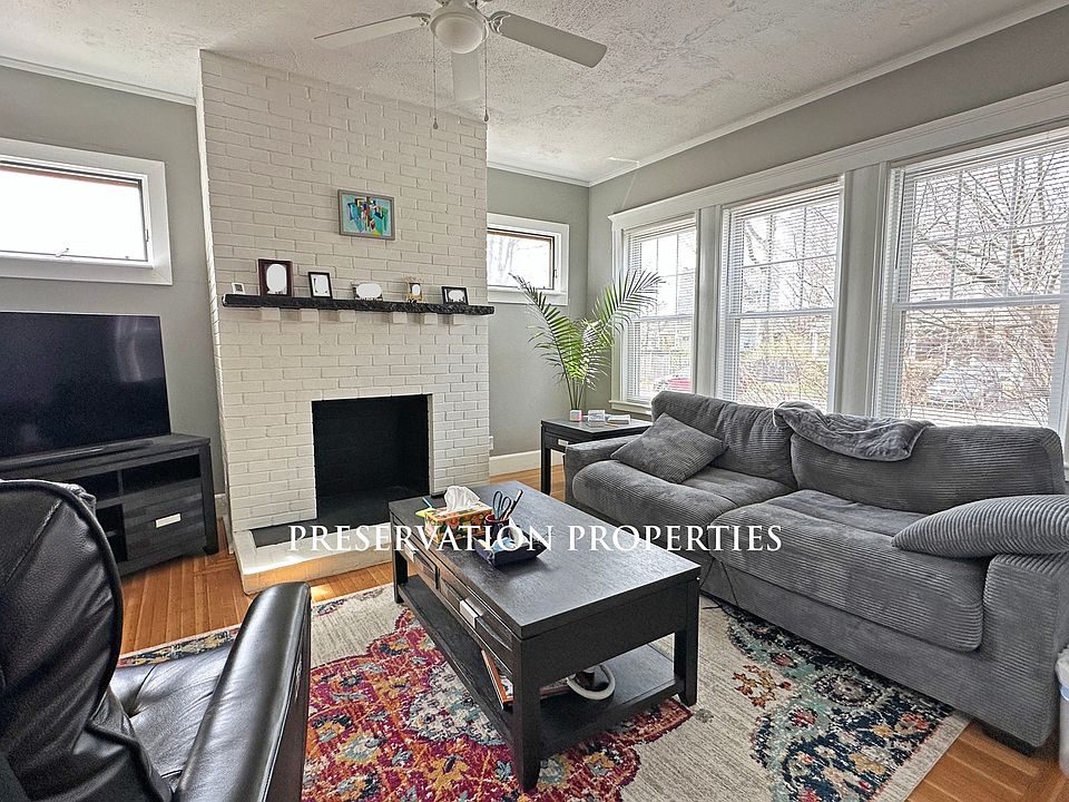 1st image of 60 Judkins St #1