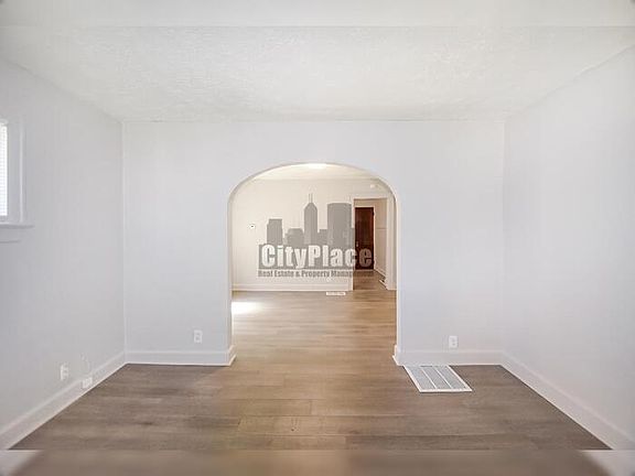 5th image of 1465 W 34th St
