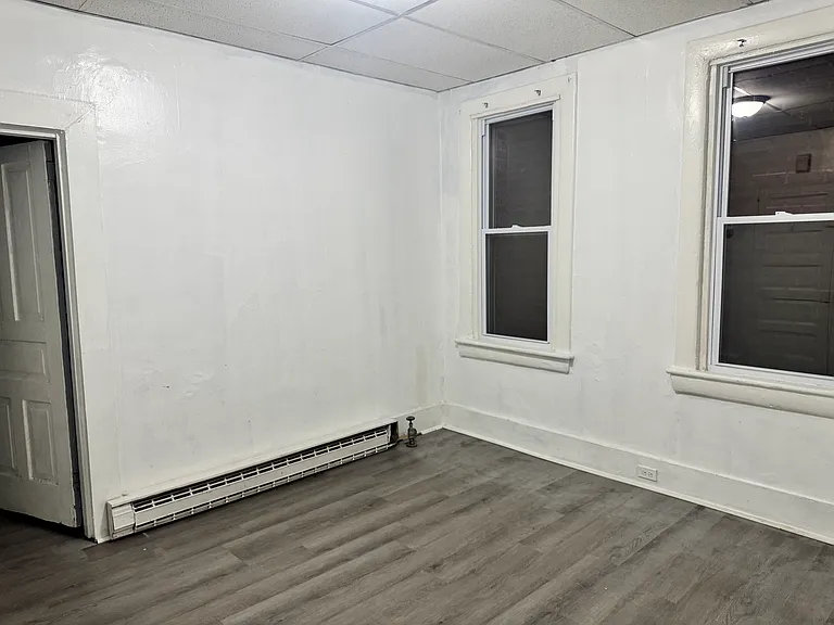 60-62 W Maple St #1 — Photo 4