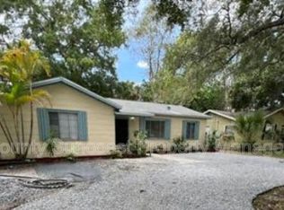 434 40th Ave NE, Saint Petersburg, FL 33703