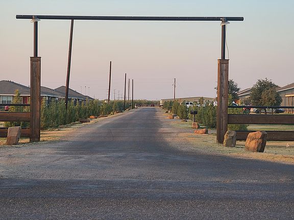 3rd image of 4911 Private Road 1305 #B