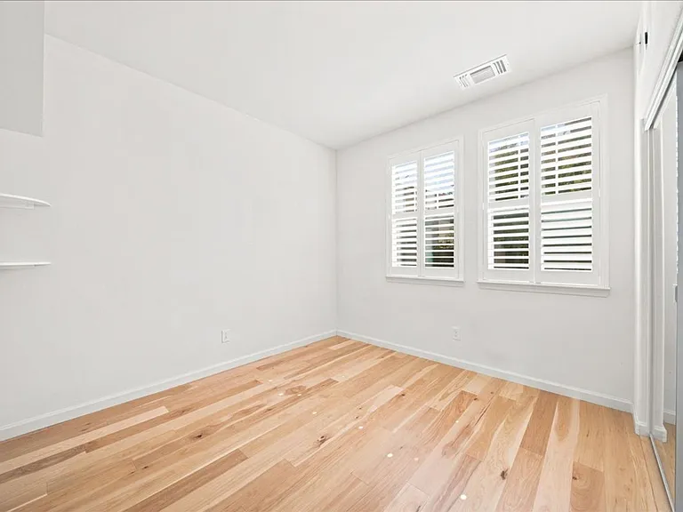 15 Bannock Glen Pl — Photo 12