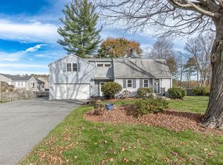 10 Weeks Rd, Danvers, MA 01923